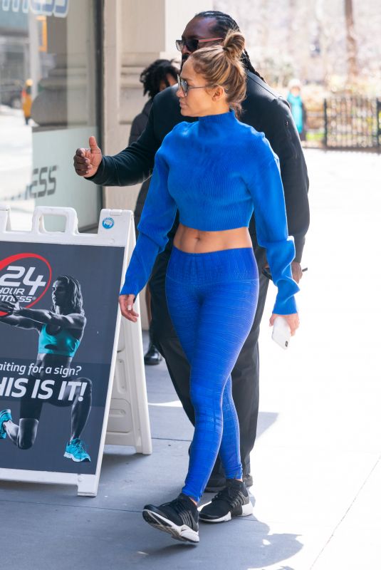 JENNIFER LOPEZ in Tight Heading to a Gym in New York 03/28/2019