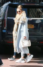 JENNIFER LOPEZ Out Shopping in New York 03/20/2019