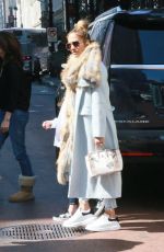 JENNIFER LOPEZ Out Shopping in New York 03/20/2019