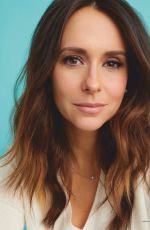 JENNIFER LOVE HEWITT for Working Mother Magazine, April/May 2019