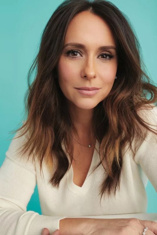 JENNIFER LOVE HEWITT in Working Mother Magazine, April/May 2019