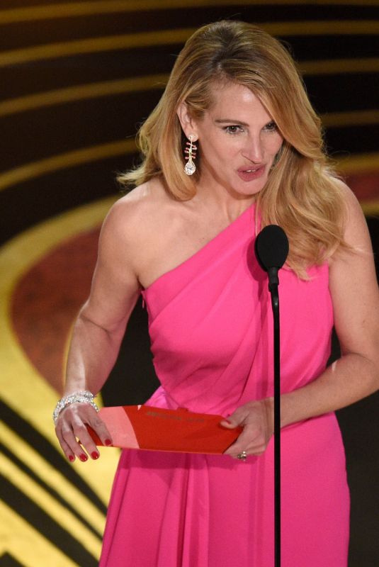 JULIA ROBERTS at 91st Annual Academy Awards in Los Angeles 02/24/2019