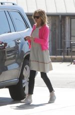 JULIA ROBERTS at Chevron Gas Station in Los Angeles 03/16/2019