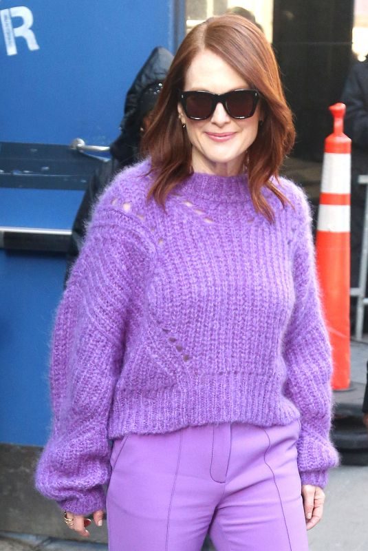 JULIANNE MOORE Leaves Good Morning America in New York 03/05/2019