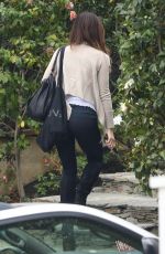 KATE BECKINSALE Arrives at Her Home in Los Angeles 03/19/2019