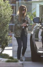KATHERINE SCHWARZENEGGER and MARIA SHRIVER Shopping for Furniture in Malibu 03/29/2019