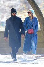 KATIE HOLMES and Jamie Foxx Out in Central Park in New York 03/25/2019