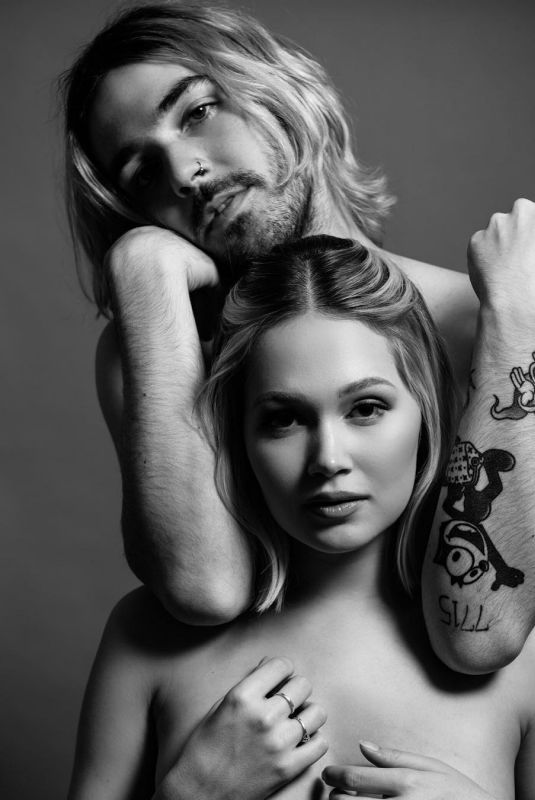 KELLI BERGLUND on the Set of a Black and White Photoshoot, March 2019