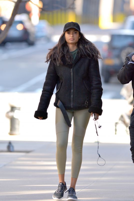 KELLY GALE Leaves a Gym in New York 03/24/2019