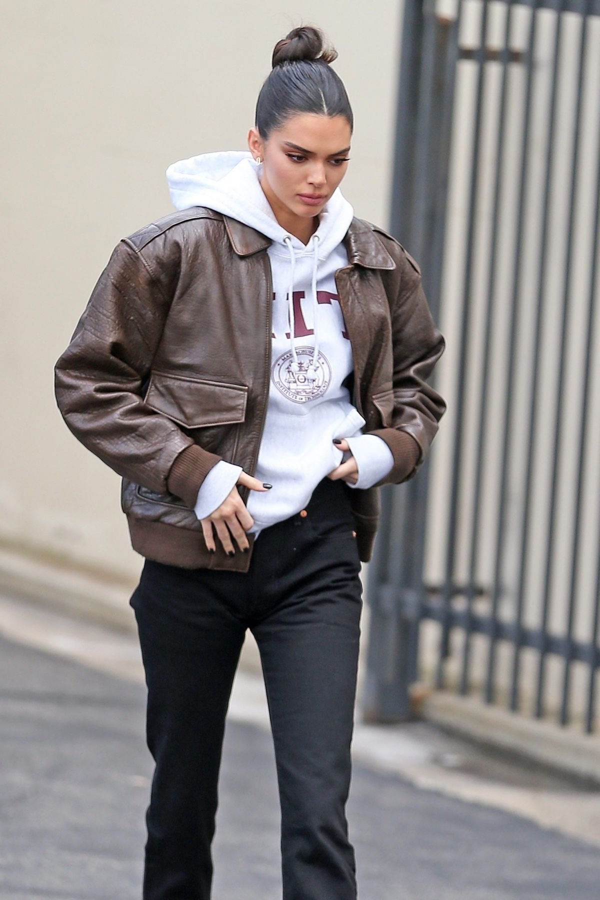 KENDALL JENNER Arrives at a Studio in Los Angeles 03/07/2019 – HawtCelebs