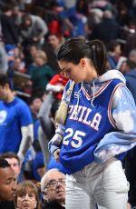 KENDALL JENNER at Pacers vs 76ers Game in Philadelphia 03/10/2019