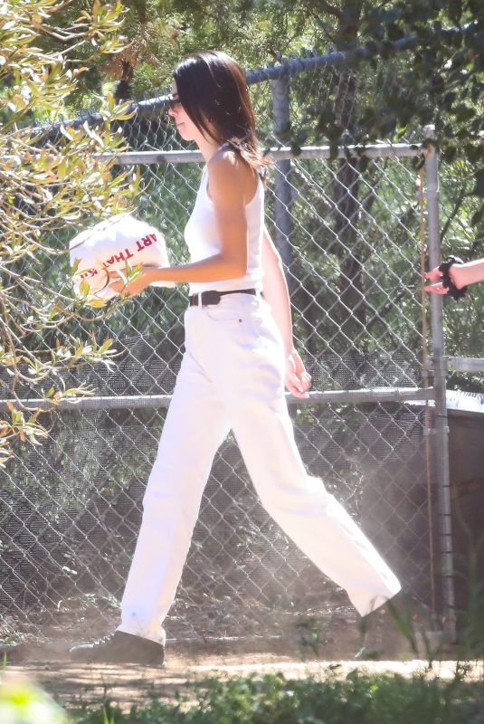 KENDALL JENNER Leaves Kanye