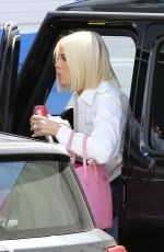 KHLOE KARDASHIAN Arrives at a Studio in Los Angeles 03/28/2019