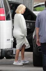 KHLOE KARDASHIAN Arrives at Sunday Church Service in Los Angeles 03/03/2019