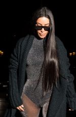 KIM KARDASHIAN Arrives at Ritz Hotel in Paris 03/25/2019