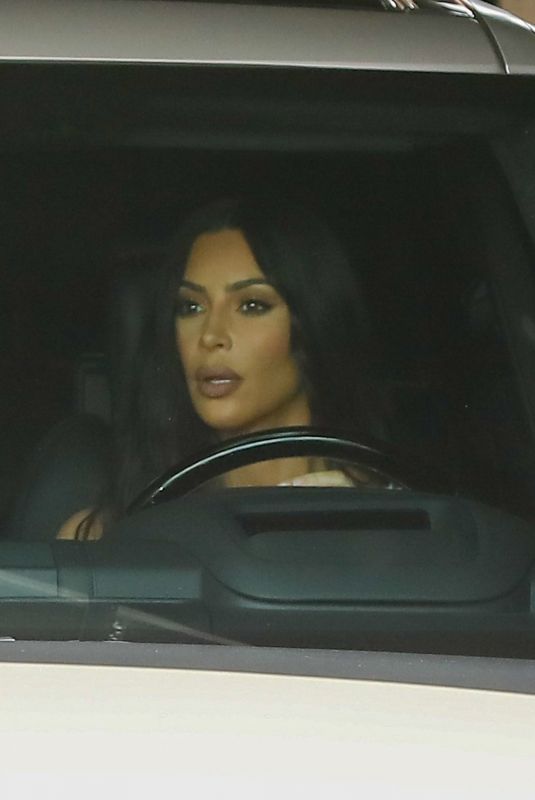 KIM KARDASHIAN Leaves a Studio in Range Rover 03/08/2019