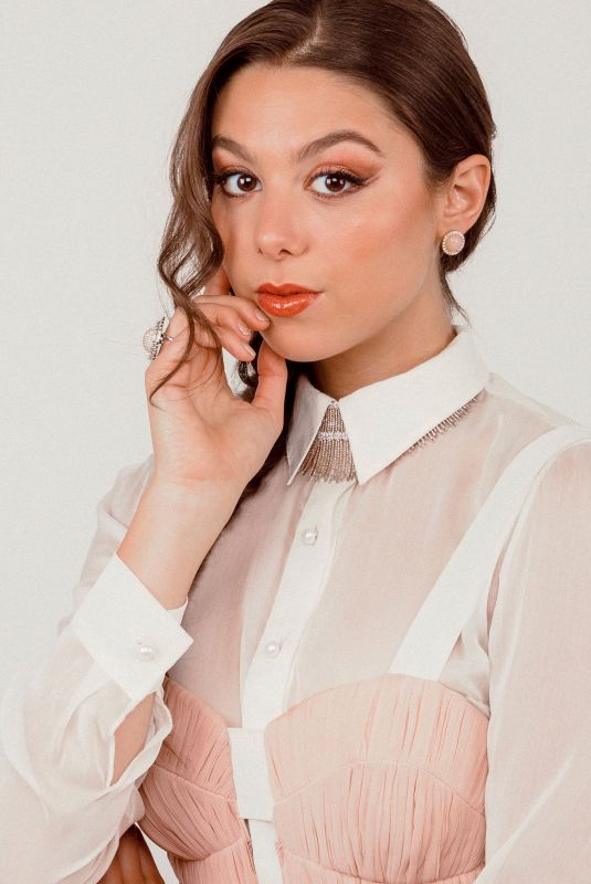 KIRA KOSARIN for Pulse Spikes Online, March 2019