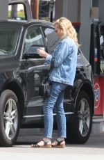 KIRSTEN DUNST Out Shopping in Los Angeles 03/27/2019