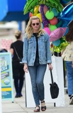KIRSTEN DUNST Out Shopping in Los Angeles 03/27/2019