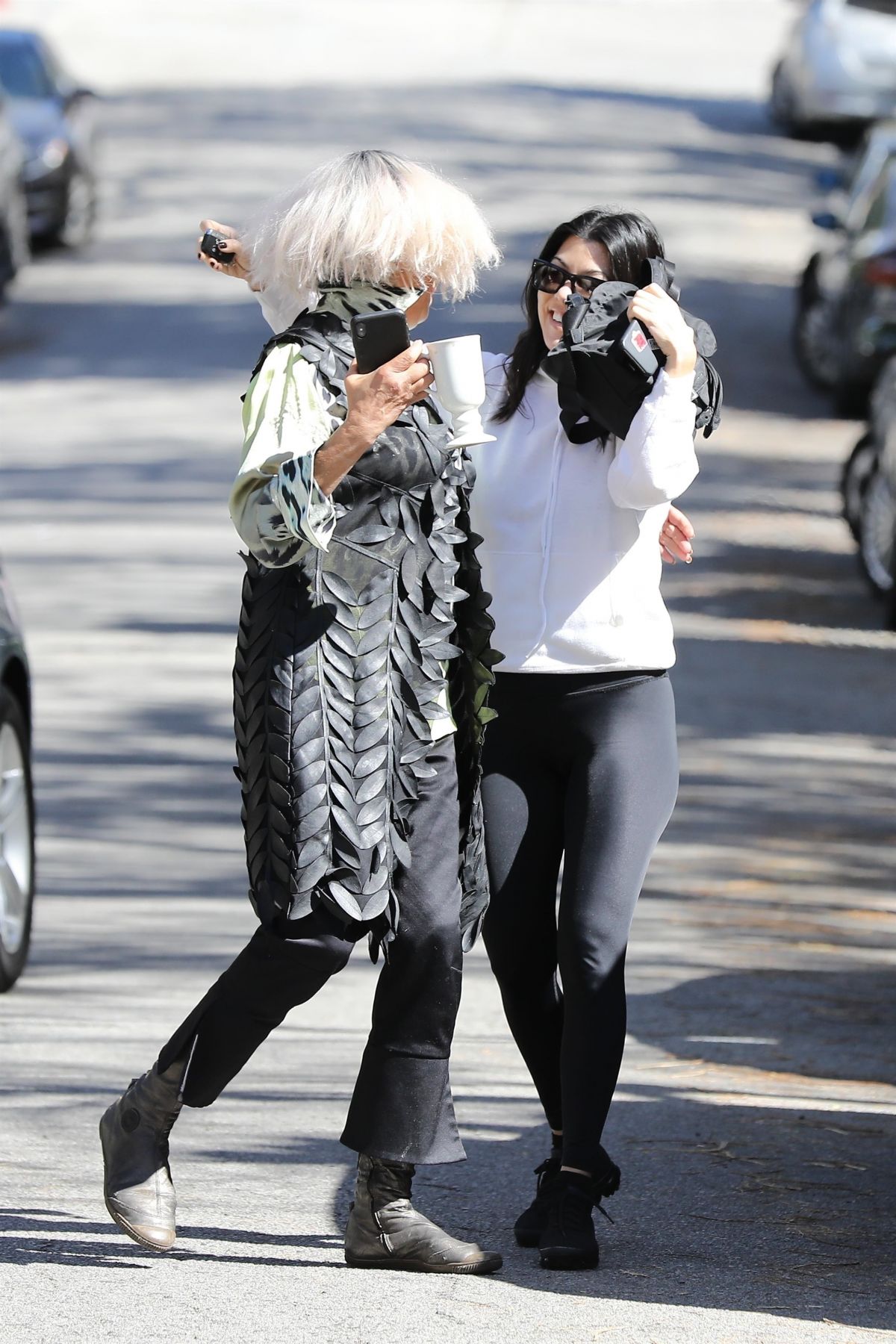 kourtney-kardashian-out-and-about-in-calabasas-03-30-2019-1.jpg