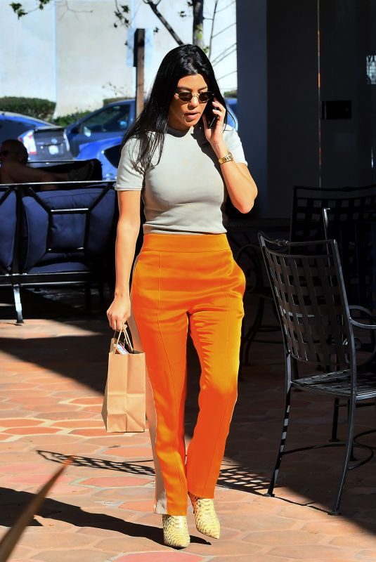 KOURTNEY KARDASHIAN Out in Malibu 03/17/2019