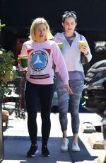 KRISTEN BELL Out for Smoothie in Los Feliz 03/13/2019