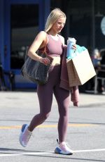 KRISTEN BELL Out Shopping in Los Angeles 03/29/2019