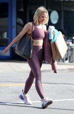 KRISTEN BELL Out Shopping in Los Angeles 03/29/2019