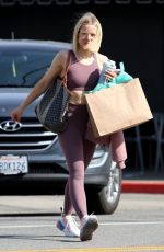 KRISTEN BELL Out Shopping in Los Angeles 03/29/2019