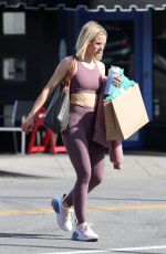KRISTEN BELL Out Shopping in Los Angeles 03/29/2019