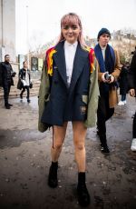 MAISIE WILLIAMS Arrives at Sacai Show at Paris Fashion Week 03/04/2019