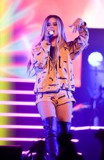 MAREN MORRIS Performs at The Wiltern in Los Angeles 03/30/2019