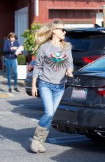 MOLLY SIMS Out and About in Brentwood 03/10/2019