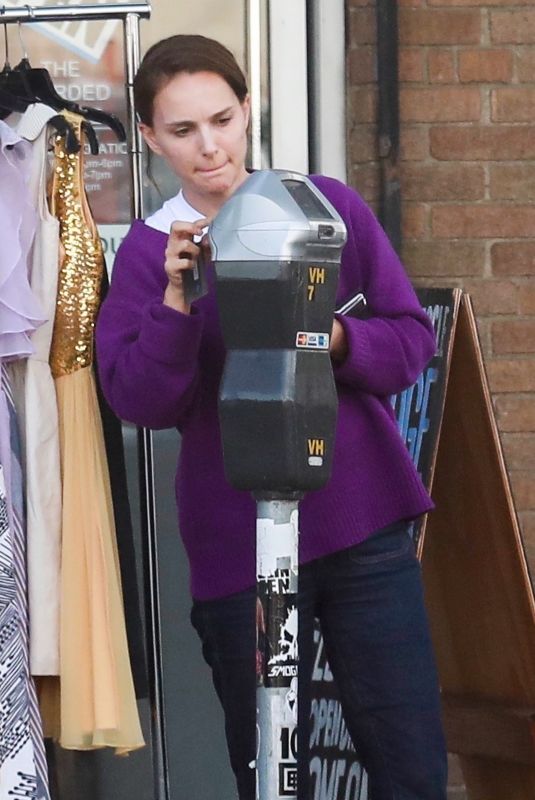 NATALIE PORTMAN Out and About in Los Feliz 03/19/2019
