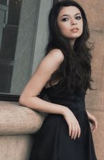 NIKKI HAHN - Instagram Pictures, March 2019