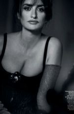 PENELOPE CRUZ for Vogue Magazine, Spain April 2019