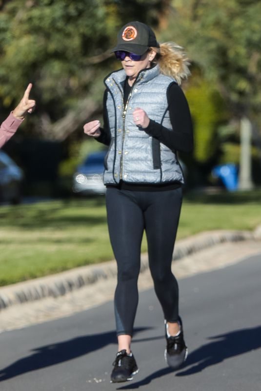 REESE WITHERSPOON Out Jogging in Los Angeles 03/15/2019