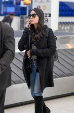 ROSARIO DAWSON at Los Angeles International Airport 03/28/2019