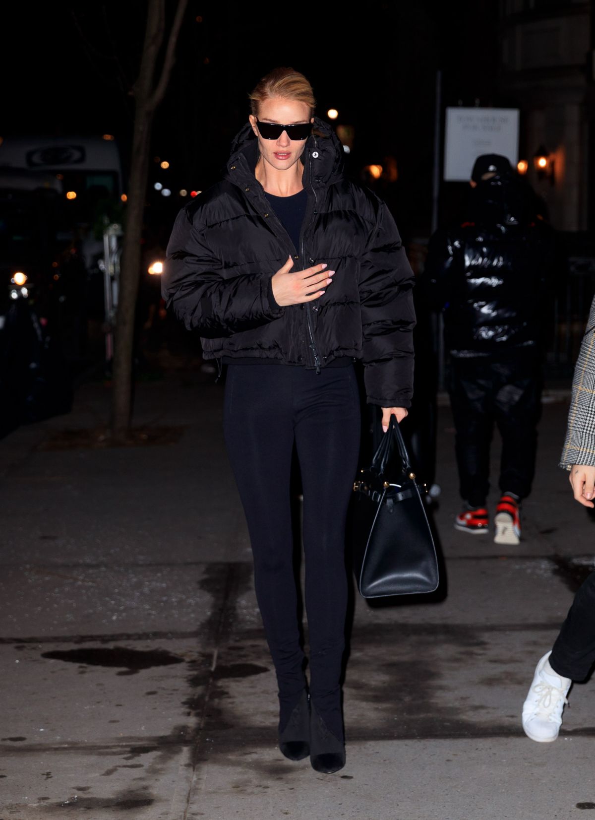 rosie-huntington-whiteley-night-out-in-new-york-02-28-2019-4.jpg