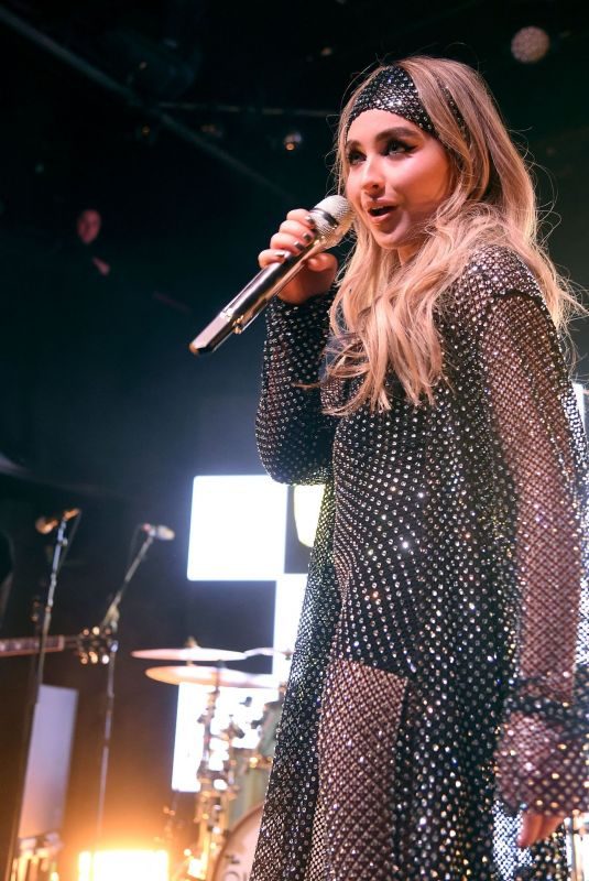 SABRINA CARPENTER Performs at Irving Plaza in New York 03/12/2019