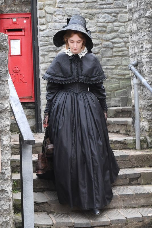 SAOIRSE RONAN on the Set of Ammonite in Lyme Regis 03/11/2019