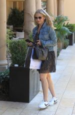 SARAH MICHELLE GELLAR Out Shopping in Beverly Hills 03/18/2019