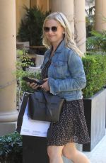 SARAH MICHELLE GELLAR Out Shopping in Beverly Hills 03/18/2019