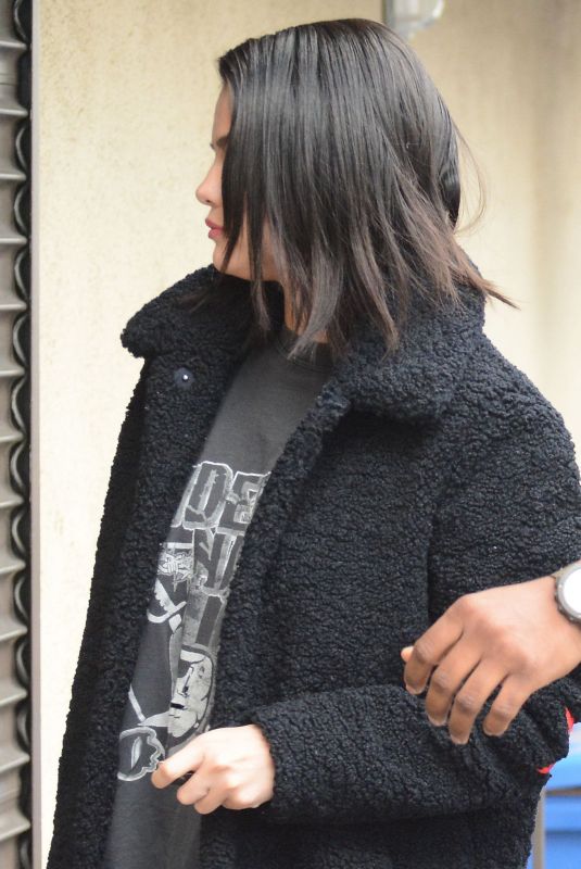 SELENA GOMEZ Arrives at a Music Studio in Los Angeles 02/28/2019