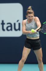 SIMONA HALEP Practice at Miami Open Tennis Tournament 03/16/2019