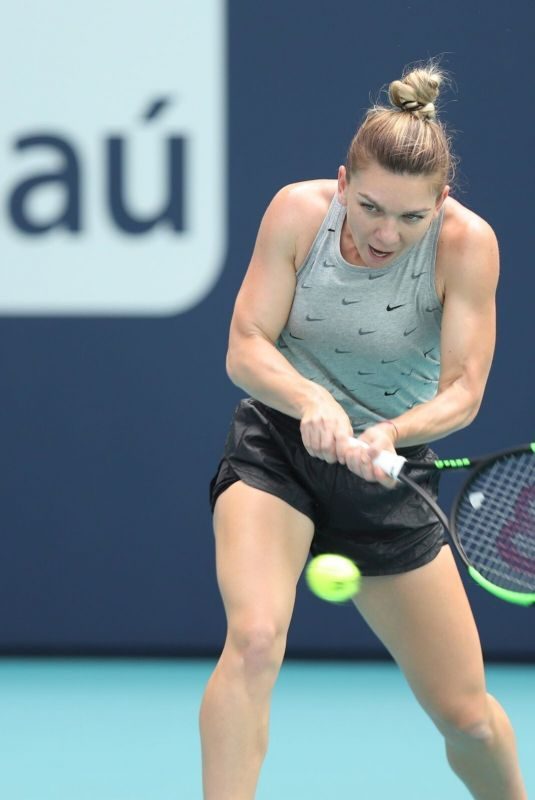 SIMONA HALEP Practice at Miami Open Tennis Tournament 03/16/2019