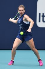 SIMONA HALEP Practicing at Miami Open 03/18/2019