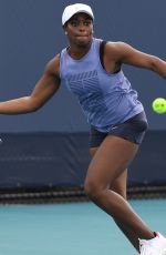SLOANE STEPHENS Practice at Miami Open Tennis Tournament 03/20/2019