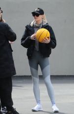 SOPHIE TURNER Playing Basketball in New York 03/14/2019