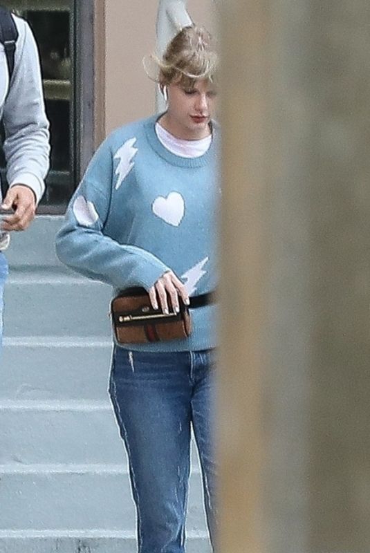 TAYLOR SWIFT Heading to a Studio in Beverly Hills 03/03/2019